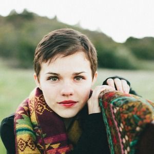 Meet your Posher, Juli